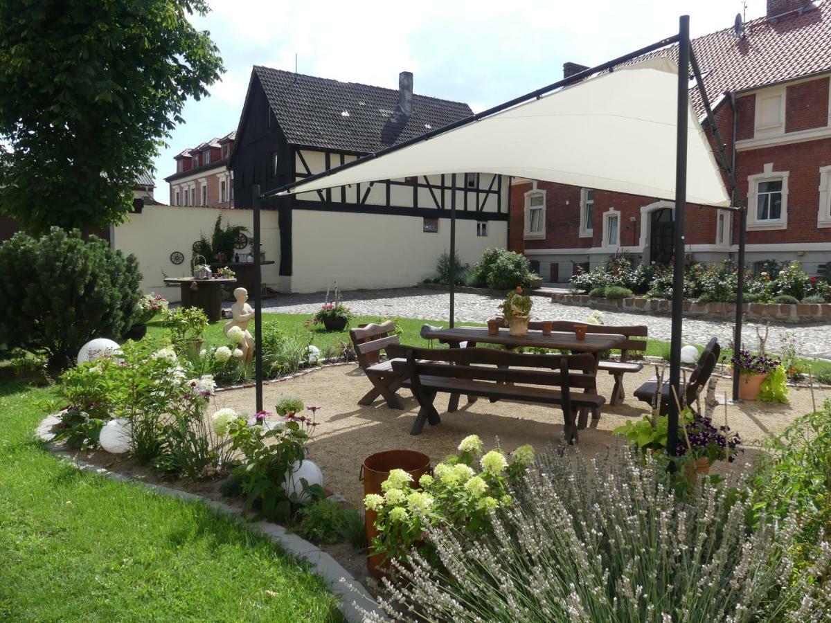 Landhaus & Landhof Gabriel Bülstringen Екстериор снимка